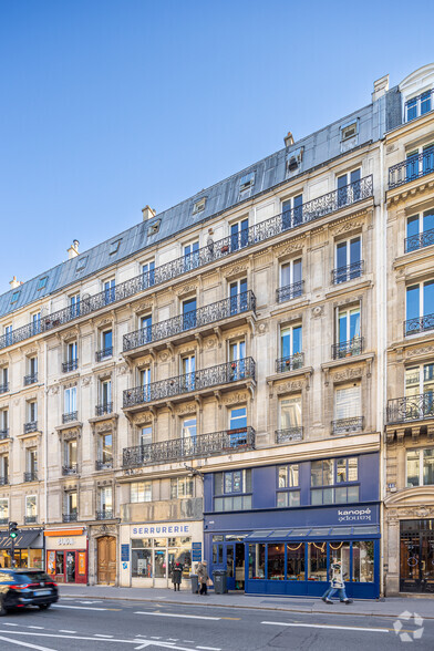 46 Rue La Fayette, Paris à louer - Photo de l’immeuble – Image 3 sur 3