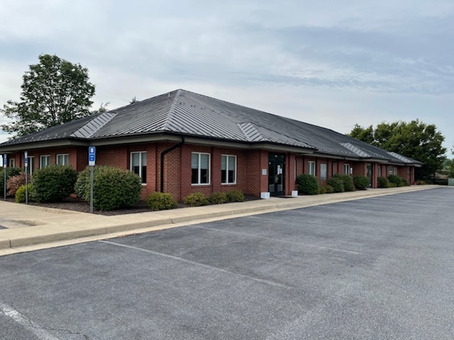 142 Linden Dr, Winchester, VA à vendre - Photo de l’immeuble – Image 2 sur 12