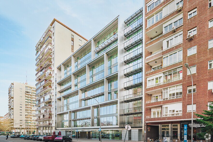 Calle Estébanez Calderón, 3-5, Madrid, Madrid à louer - Photo de l’immeuble – Image 2 sur 7