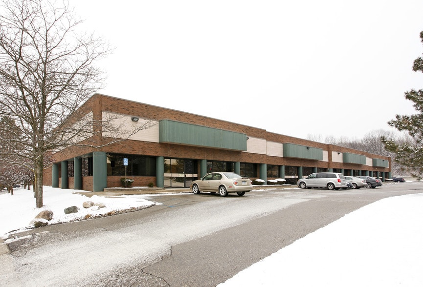 21477 Bridge St, Southfield, MI à louer - Photo principale – Image 1 sur 5