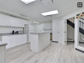 1300 St Notre-Dame Centre, Trois-Rivières, QC à louer Photo intérieure– Image 1 sur 5