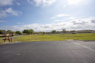 Plus de détails pour 1751 Fortune Rd, Kissimmee, FL - Local commercial à louer