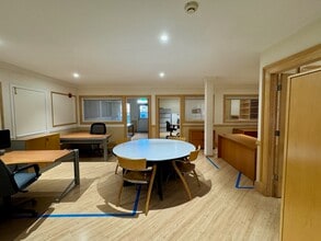 1720 Post Rd E, Westport, CT à louer Photo intérieure– Image 2 sur 7