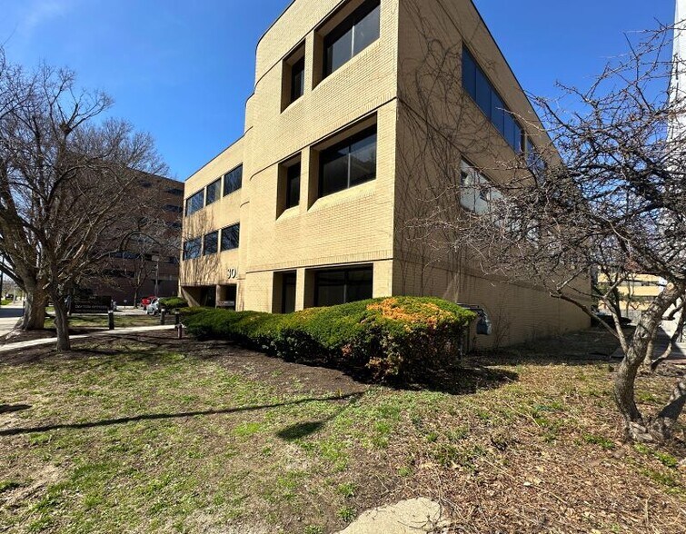 301 W 1st St, Dayton, OH à vendre - Photo de l’immeuble – Image 3 sur 7