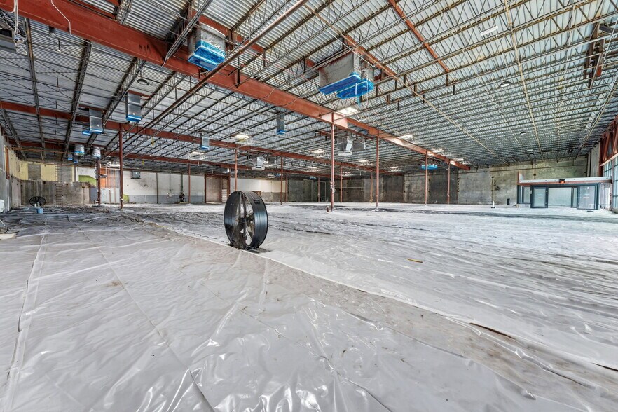 2519 N McMullen Booth Rd, Clearwater, FL à louer - Photo intérieure – Image 3 sur 54