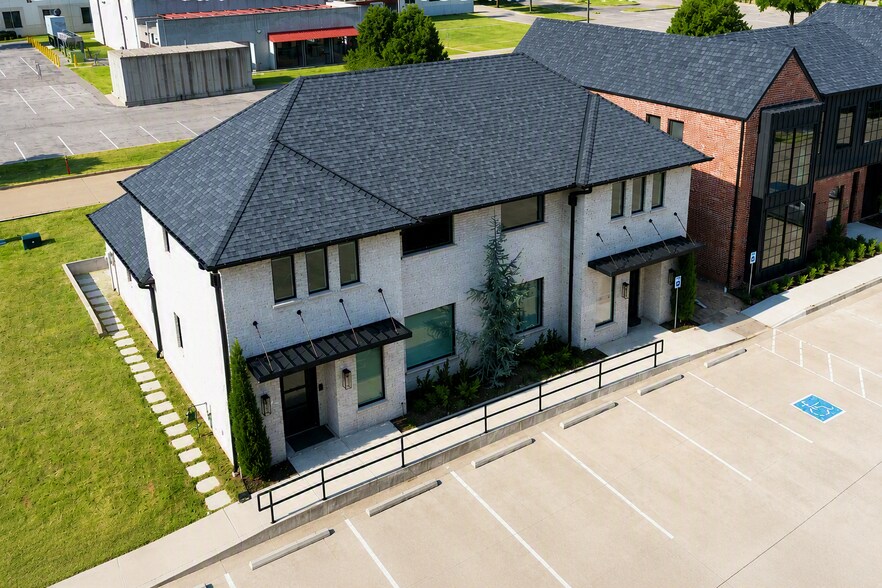 14512 Bogert Pky, Oklahoma City, OK à vendre - Aérien – Image 1 sur 3