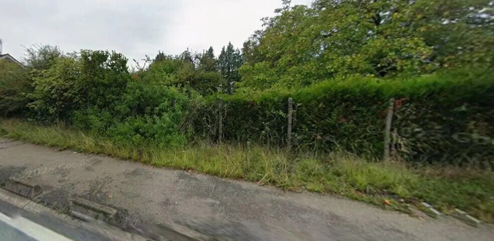 Route Nationale 10, Coignières à vendre - Photo de l’immeuble – Image 1 sur 7