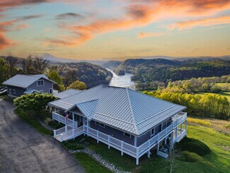 Plus de détails pour 125 River Ridge Dr, Pearisburg, VA - Hôtellerie à vendre
