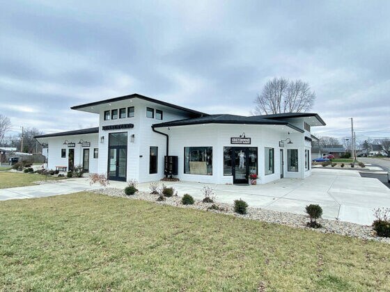 200 S Pendleton Ave, Pendleton, IN à louer - Photo principale – Image 1 sur 14