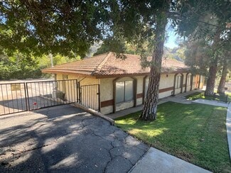 Plus de détails pour 114 Olinda Dr, Brea, CA - Bureau à vendre