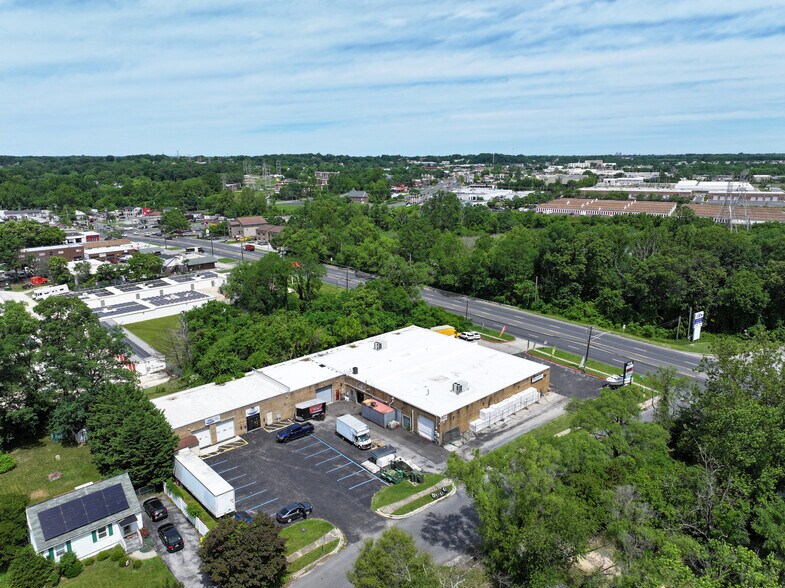 7150 Furnace Branch Rd, Glen Burnie, MD à vendre - Photo de l’immeuble – Image 3 sur 11