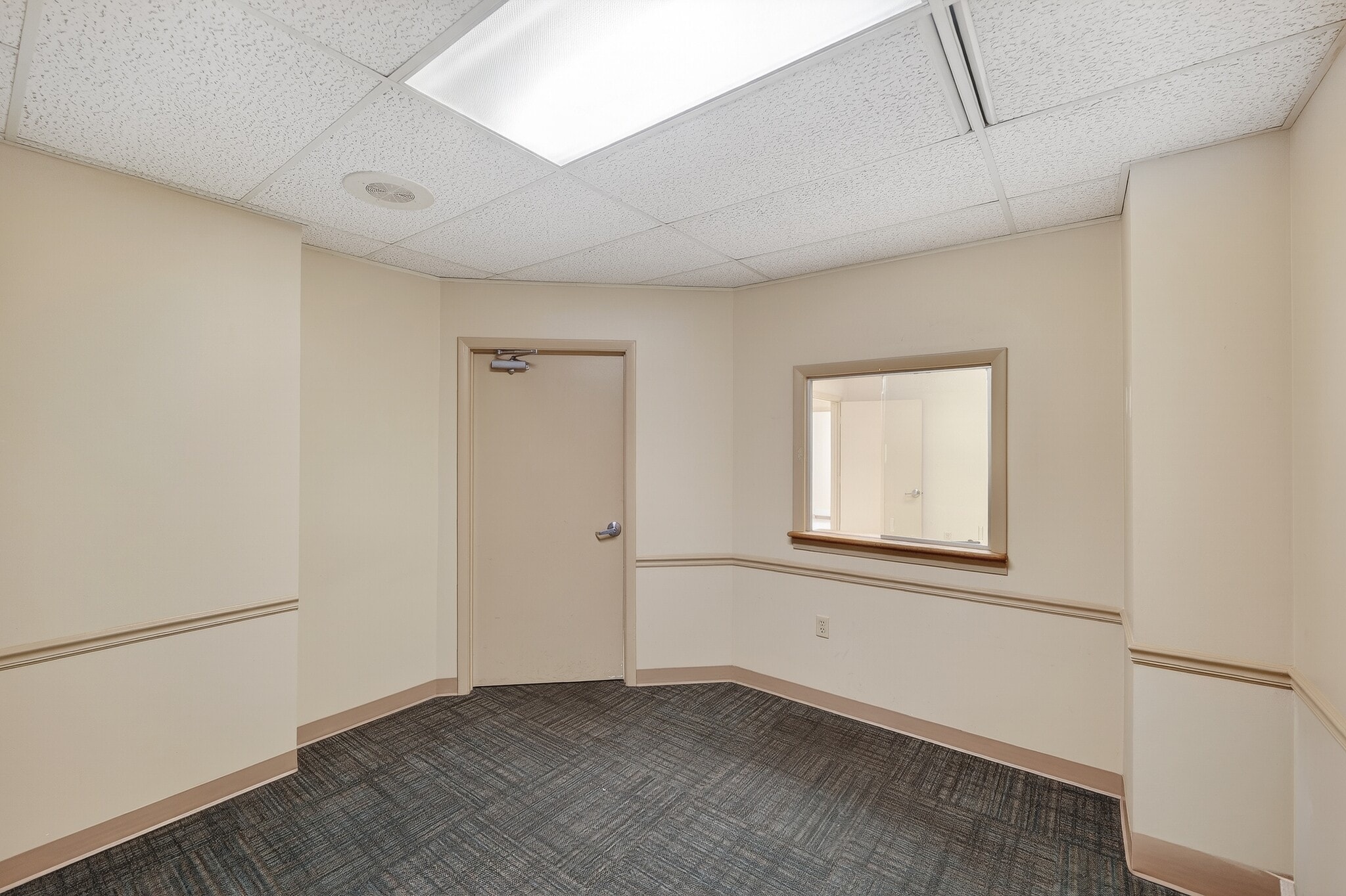 5445-5601 Loch Raven Blvd, Baltimore, MD à louer Photo intérieure– Image 1 sur 11