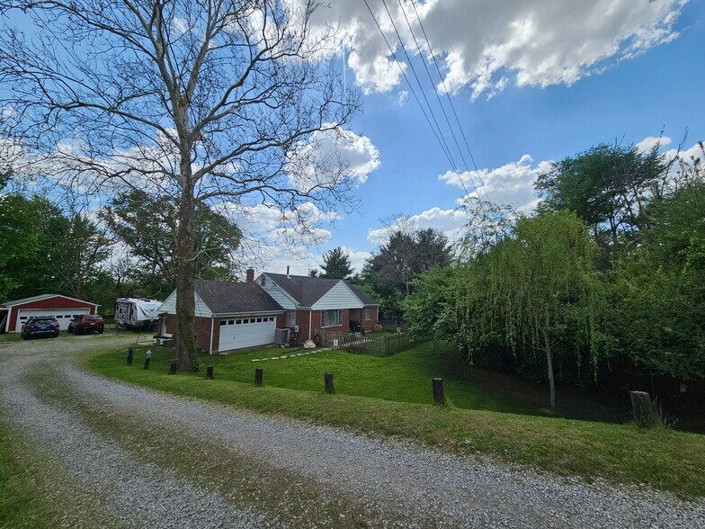 6522 Brookville Salem Rd, Brookville, OH à vendre - Photo de l’immeuble – Image 2 sur 25