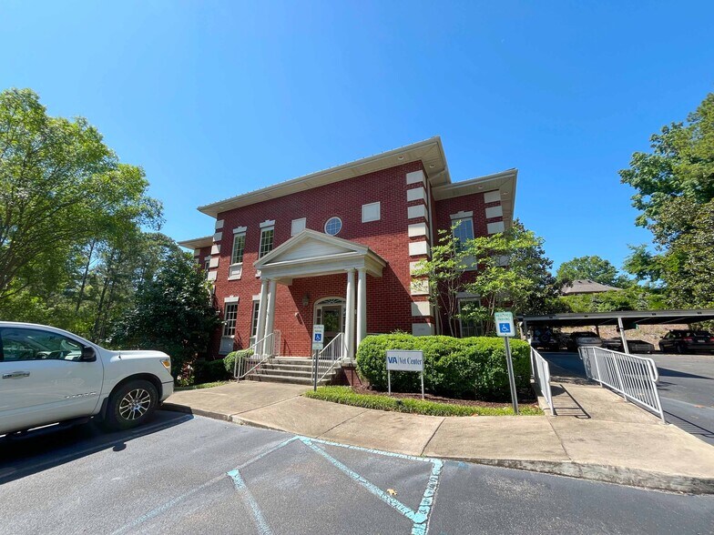 400 Emery Dr, Birmingham, AL à vendre - Photo de l’immeuble – Image 2 sur 15