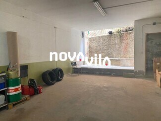 Plus de détails pour Local commercial à louer