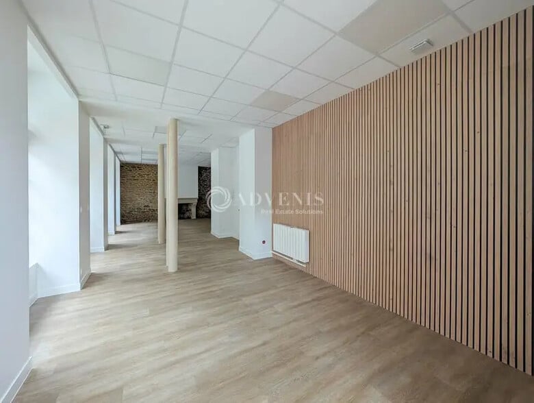 Bureau dans Dinan à louer - Photo intérieure – Image 2 sur 6