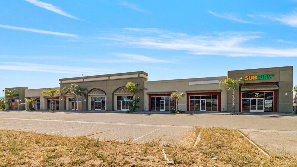 2621 S Chestnut Ave, Fresno, CA à vendre - Photo de l’immeuble – Image 3 sur 29