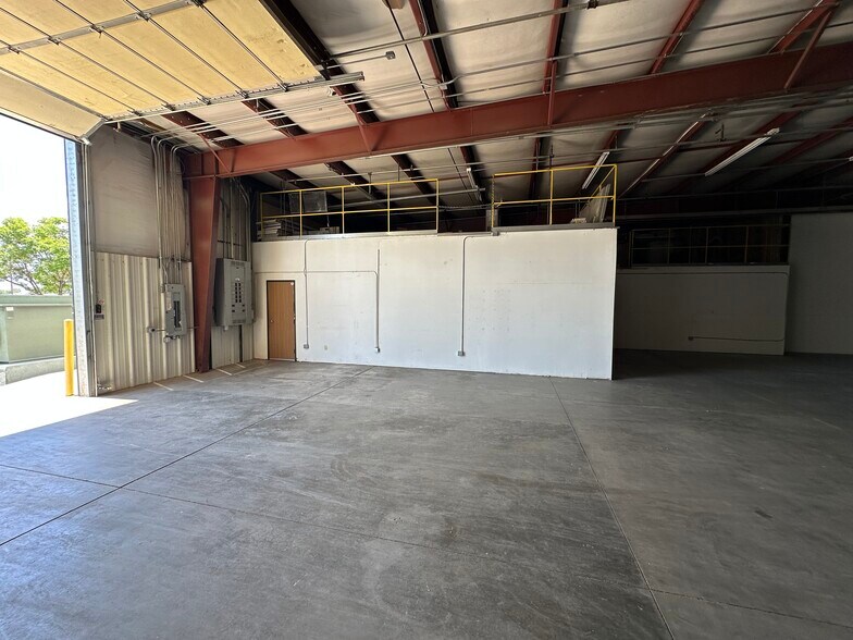 4117 S Valley Dr, Longmont, CO à louer - Photo de l’immeuble – Image 3 sur 20