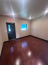 12544 E FM 917, Alvarado, TX à louer Photo de l’immeuble– Image 2 sur 5
