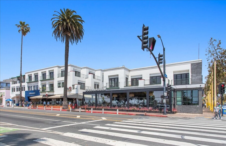 1541-1551 Ocean Ave, Santa Monica, CA à louer - Photo de l’immeuble – Image 3 sur 12