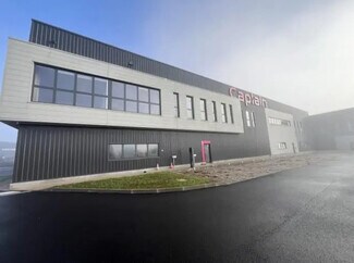 Plus de détails pour Local d'activités à louer