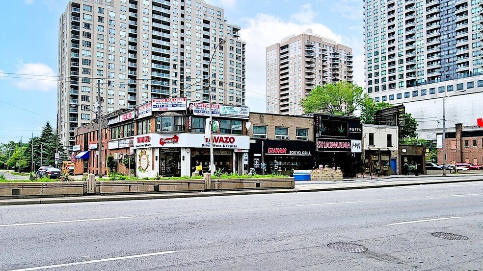 5171 Yonge St, Toronto, ON à louer - Photo de l’immeuble – Image 3 sur 9