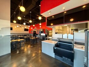 1173 W International Speedway Blvd, Daytona Beach, FL à louer Photo intérieure– Image 2 sur 8