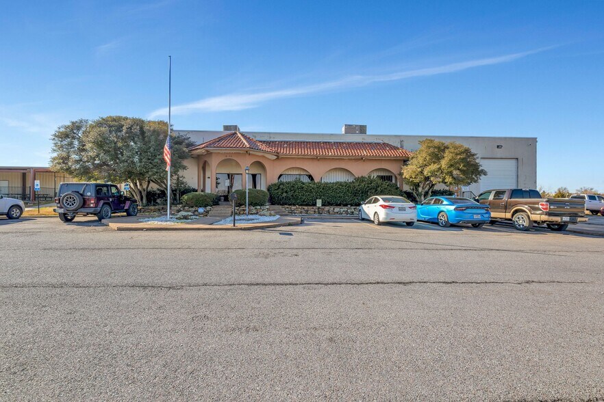 6120 Highway 66, Greenville, TX à vendre - Photo de l’immeuble – Image 2 sur 13