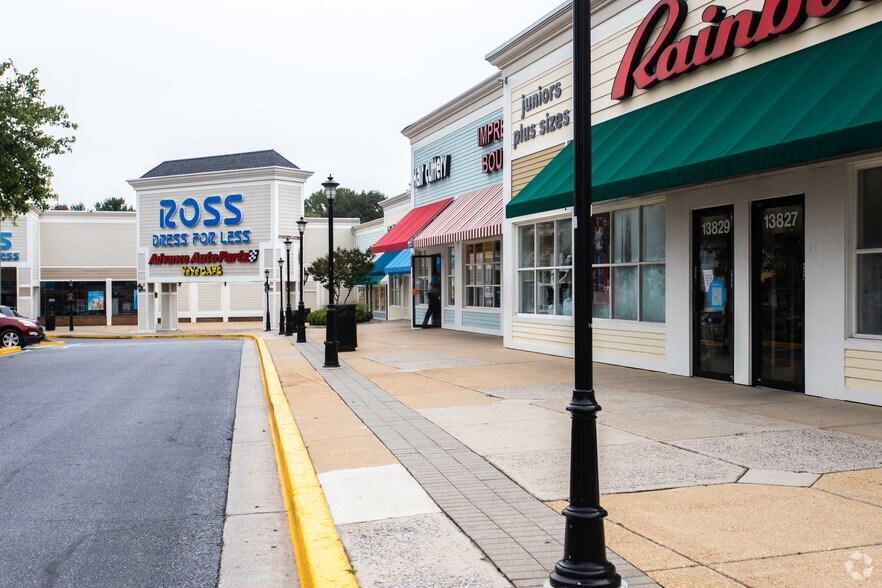 13800-13840 Outlet Dr, Silver Spring, MD à louer - Photo principale – Image 1 sur 5