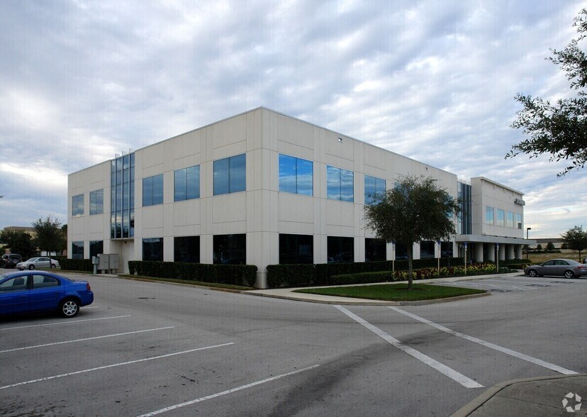 6000 Metrowest Blvd, Orlando, FL à louer - Photo de l’immeuble – Image 1 sur 13