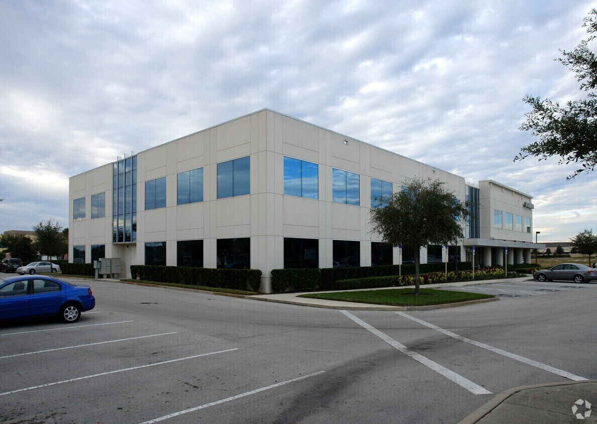 6000 Metrowest Blvd, Orlando, FL à louer Photo de l’immeuble– Image 1 sur 14