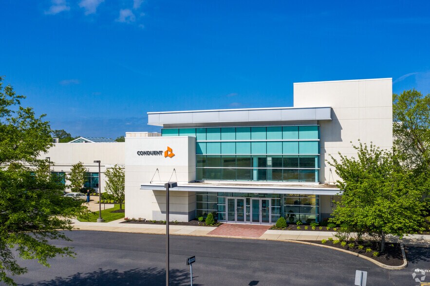 101 Woodcrest Rd, Cherry Hill, NJ à louer - Photo de l’immeuble – Image 1 sur 7
