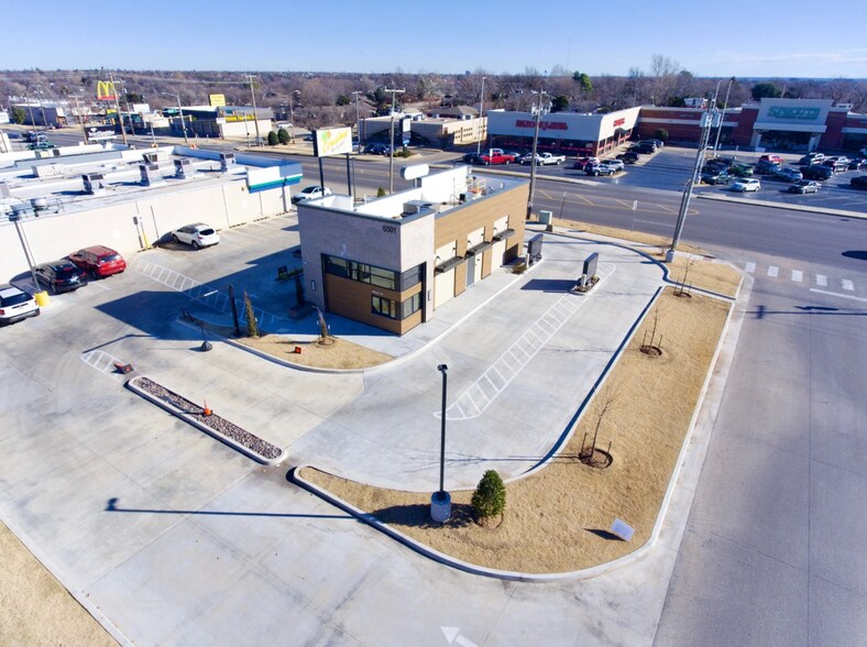 6501 N May Ave, Oklahoma City, OK à vendre - Photo de l’immeuble – Image 2 sur 12