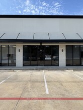 930 FM 1960 Rd, Houston, TX à louer Photo de l’immeuble– Image 2 sur 5