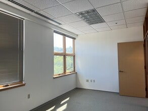 1900 W Nickerson St, Seattle, WA à louer Photo intérieure– Image 2 sur 5