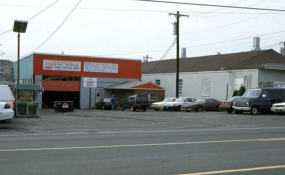 2669 Bristol Pike, Bensalem, PA à vendre - Photo de l’immeuble – Image 2 sur 5