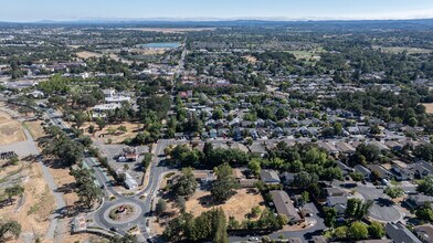 9551 Old Redwood Hwy, Windsor, CA - Vue aérienne vue de carte - Image1