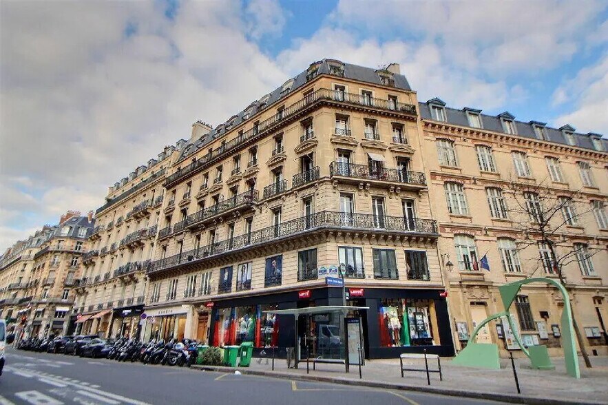 42 Rue Etienne Marcel, Paris à louer - Photo de l’immeuble – Image 2 sur 7