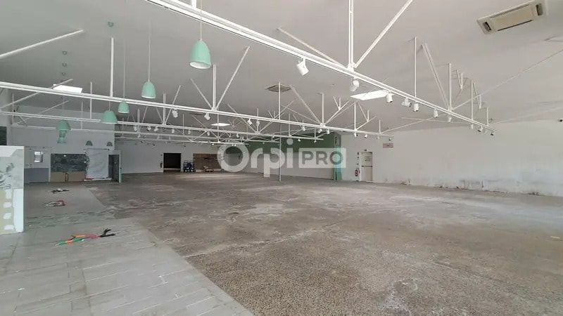 Local commercial dans Tarbes à louer - Photo intérieure – Image 3 sur 9