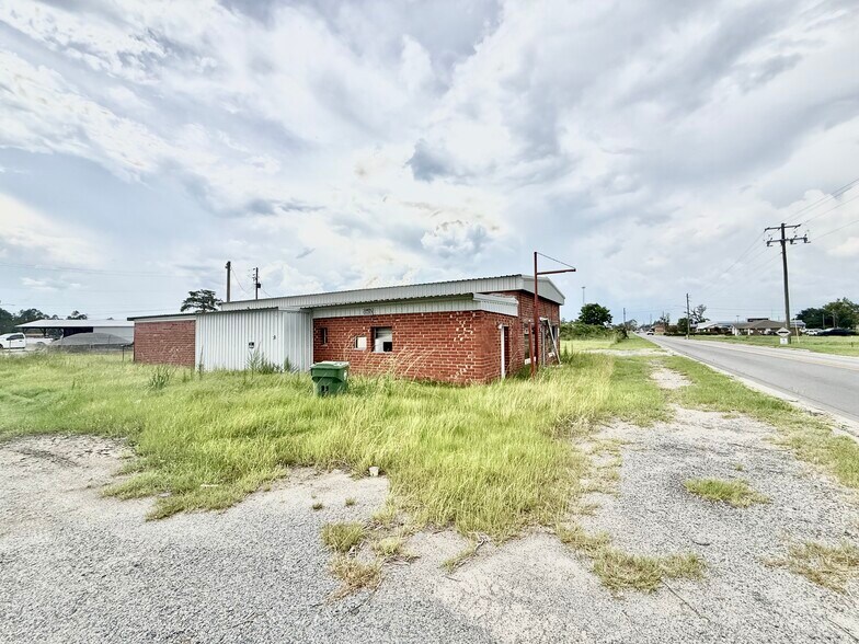86 S Williams St, Hazlehurst, GA à vendre - Photo de l’immeuble – Image 3 sur 9