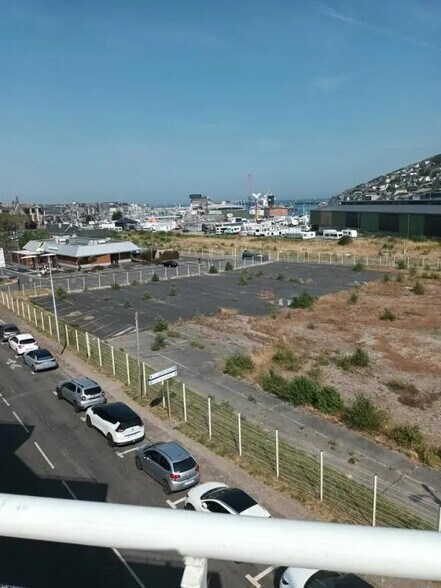 Local commercial dans Fécamp à louer - Photo de l’immeuble – Image 3 sur 6