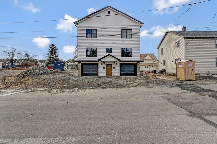 702 E Elm St, Scranton, PA à vendre - Photo principale – Image 1 sur 1