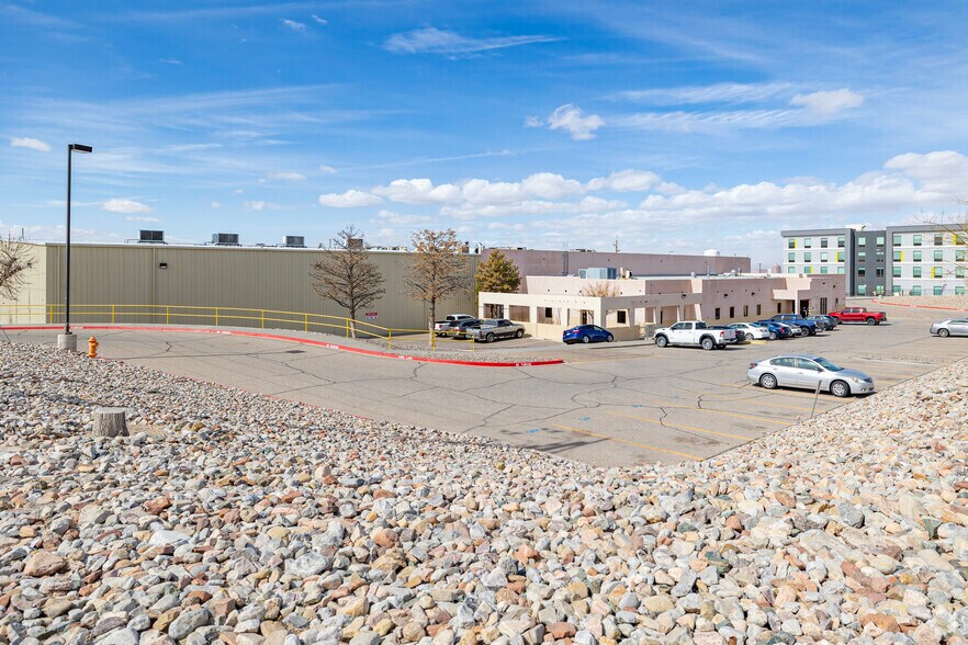 3041 University Blvd SE, Albuquerque, NM à vendre - Photo principale – Image 1 sur 13