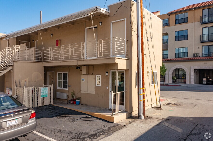 1140 Morse Blvd, San Carlos, CA à vendre - Photo de l’immeuble – Image 3 sur 7