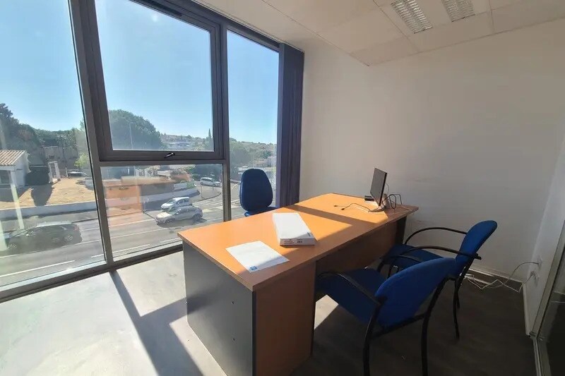 Bureau dans Béziers à vendre - Photo de l’immeuble – Image 2 sur 6