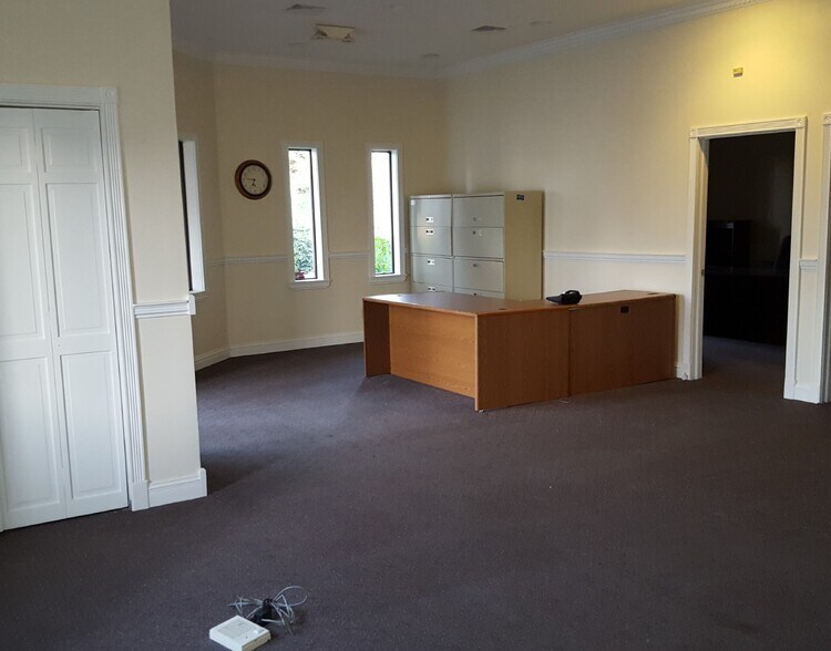 775 Washington Ave, Bridgeport, CT à louer - Photo intérieure – Image 2 sur 20