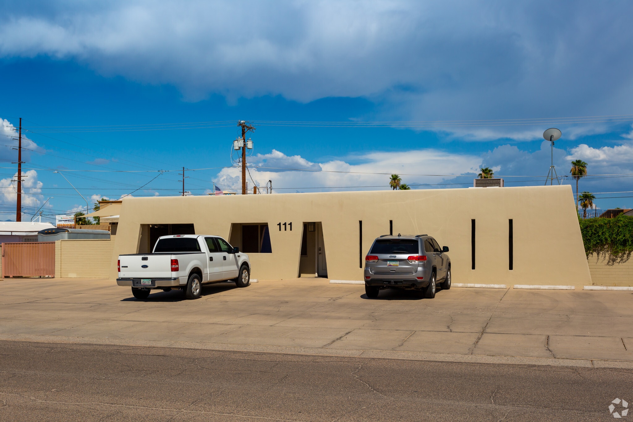 111 S Langley Ave, Tucson, AZ à louer Photo principale– Image 1 sur 5