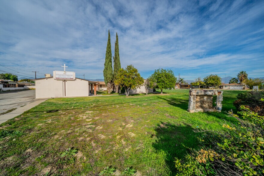711 W C St, Colton, CA à vendre - Photo de l’immeuble – Image 2 sur 13
