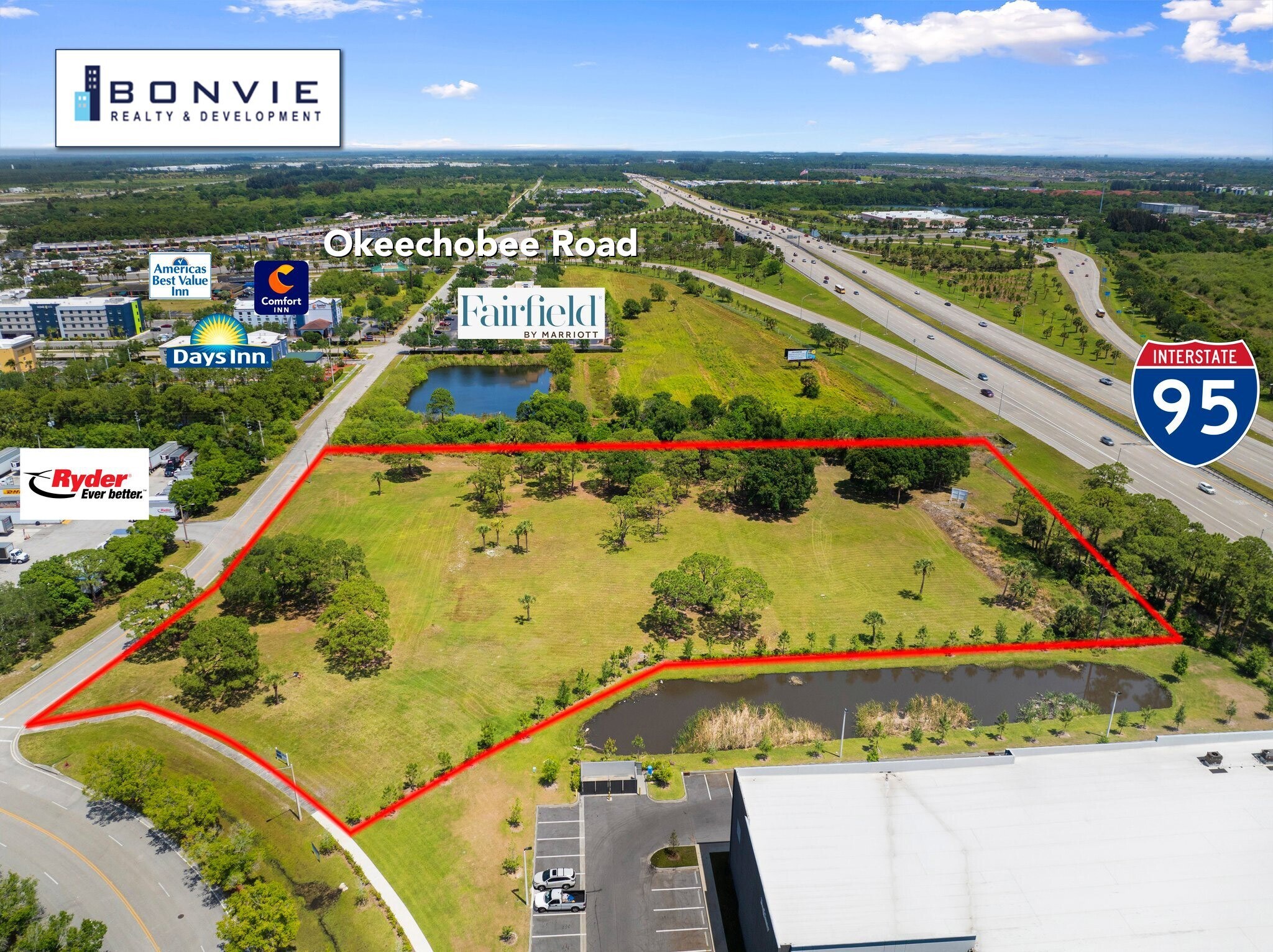 Crossroads Pky, Fort Pierce, FL à louer Photo de l’immeuble– Image 1 sur 14
