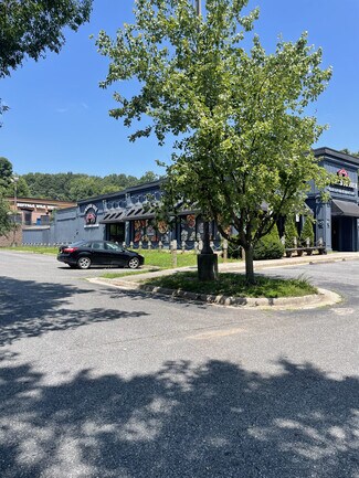Plus de détails pour 3810 Wards Rd, Lynchburg, VA - Local commercial à louer